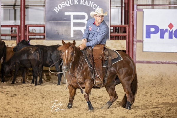 Non Pro Derby Dustin Adams on TKR Hot Sally Cat, owned by Dustn & Deena Adams